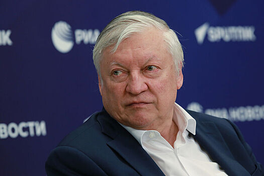 Карпов о шахматистке Костенюк: Россия помогала ей от начала и до конца