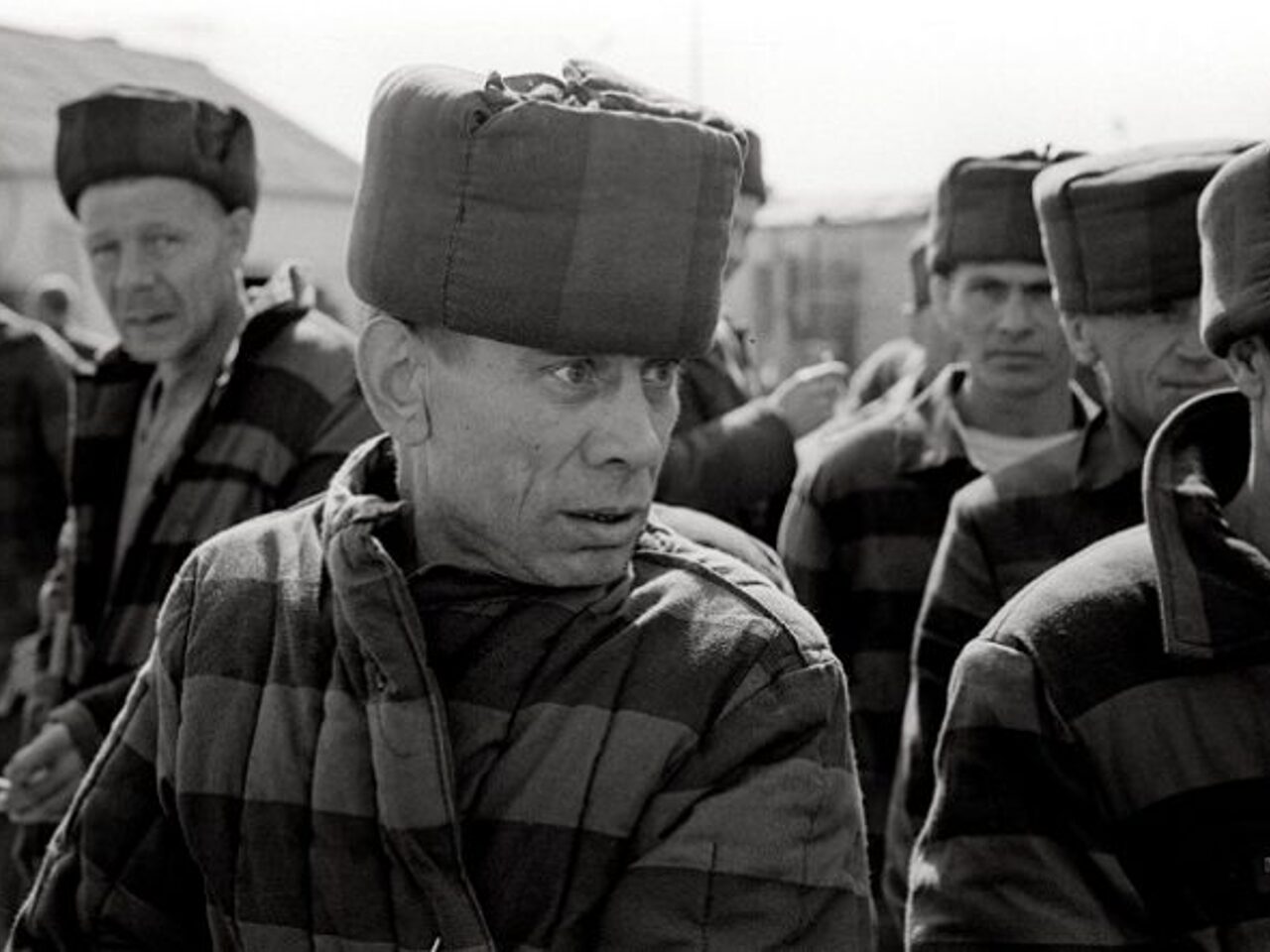 Зона особого режима. Пытки заключенных в колонии. Вологодский пятак. Огненный остров колония для пожизненно осужденных. Вологодский пятак колония особого режима.