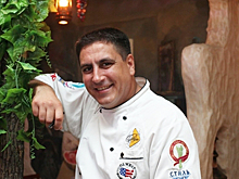 Погиб ведущий "Адской кухни"