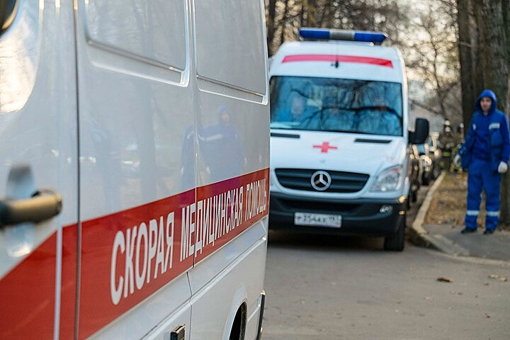 Машина насмерть сбила пешехода в центре Москвы