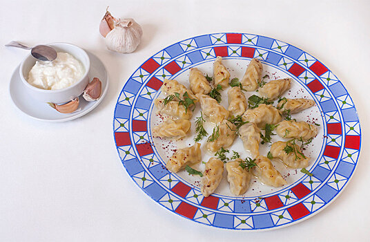 Замечательное блюдо азербайджанcкой кухни, названное ядовитой гюрзой