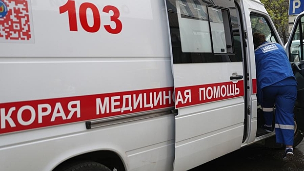 В Ставрополе на ученицу в школе упала штукатурка