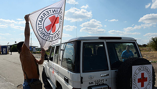 Красный Крест отправил в Донбасс четыре грузовика с гуманитарной помощью
