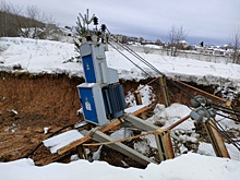 Электроподстанция обвалилась вместе с грунтом в Новинках