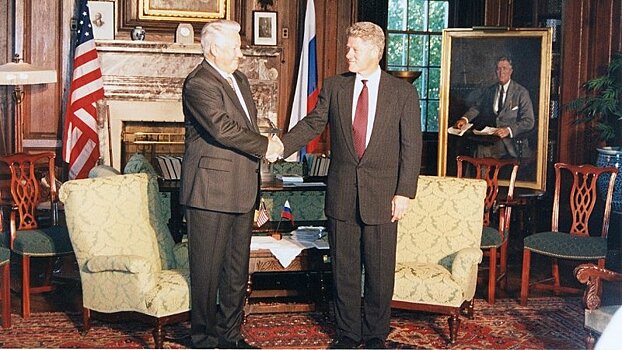 Ельцин и Клинтон обсуждали диету и лишний вес во время личных разговоров