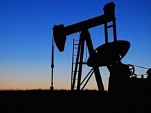 Цена нефти марки Brent опускалась ниже $76 за баррель впервые с 27 декабря 2021 года