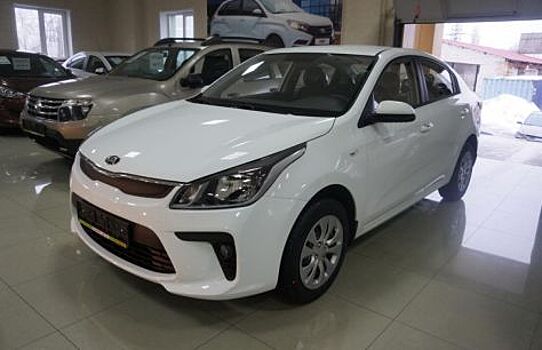 KIA Rio второй месяц подряд лидирует на рынке Санкт-Петербурга