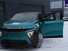 Стало известно, когда начнут продавать российский электромобиль «Атом»