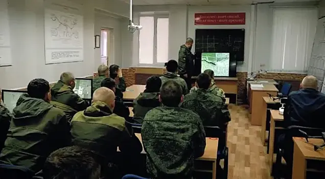 Самарские ветераны боевых действий поздравили российских бойцов с Днём народного единства