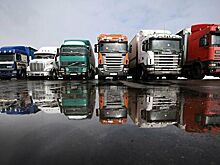 Война на трассе: почему дальнобойщики притесняют легковушки