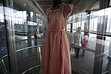 На станции метро «Воробьевы горы» открылась выставка модной одежды