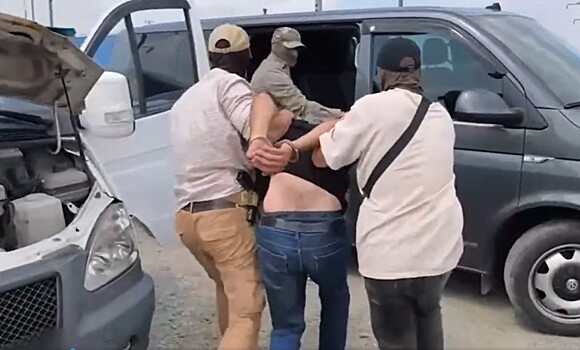 Напичканная тротилом иномарка двигалась к Крымскому мосту. Теракт сорвали