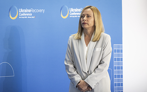 Мелони: взаимное введение торговых тарифов чревато торговой войной на&nbsp;Западе