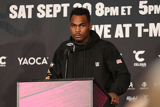 Американец Чарло лишился титула IBF после отказа драться с российским боксером