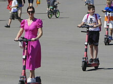 Российских школьников научат кататься на электросамокате