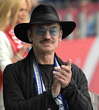 Специалисты на месяц запретили Боярскому выступать