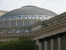 Купол оперного: «Опасность разрушения отсутствует», трещины, снегопады…