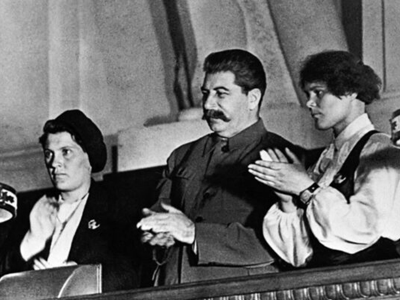 Анна Банщикованың эротикалық суреті