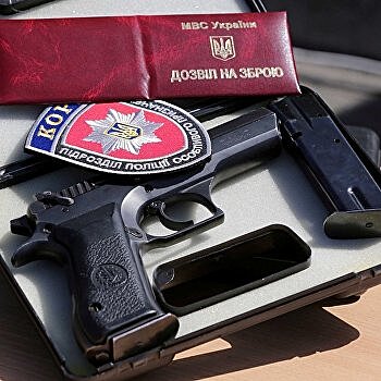Прощай, оружие: Украинским депутатам запретят ходить на работу с пистолетами и гранатами