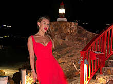 ТАСС: суд в Москве заочно арестовал экс-супругу олигарха Цветкова Хайрову