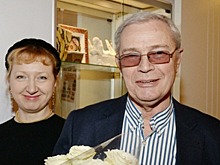 Лев Прыгунов: Овдовел в 38 лет, женился на молодой  и внебрачный сын актера, ставший священником