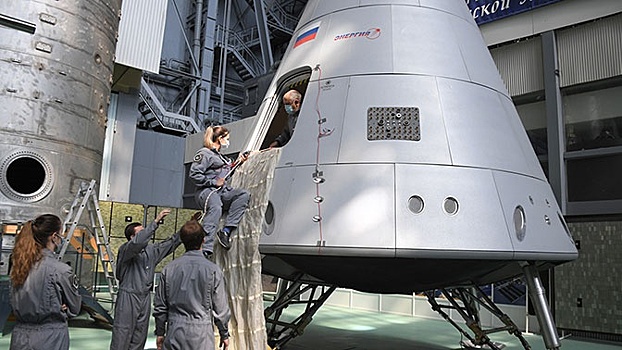 До чего дошел прогресс: новый космический корабль РФ сможет приземляться на воду