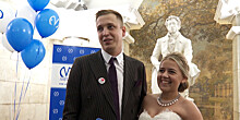 Свадебные фотосессии в метро Петербурга разрешили проводить молодоженам в День семьи, любви и верности