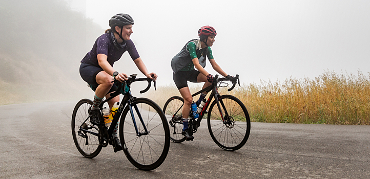 Хирург-ортопед рассказал, как избежать травм при езде на велосипеде
