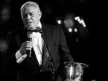 Кантри-исполнитель Том Т. Холл покончил с собой