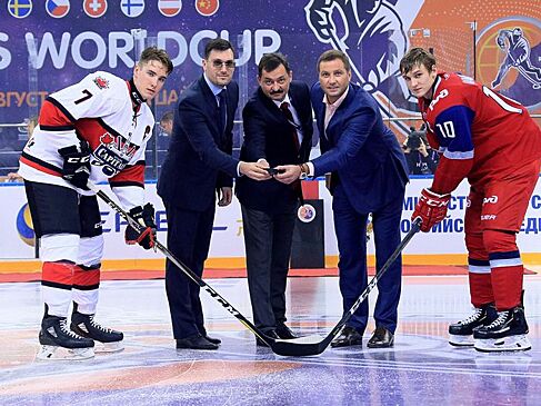 Алексей Морозов: Учиться хоккею можно и в России