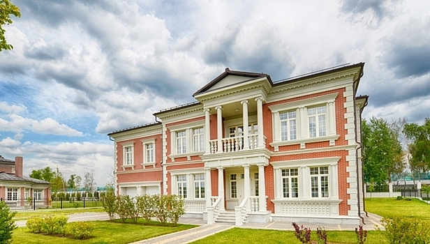 Аналитики выяснили, сколько стоит средний дом на Рублевке