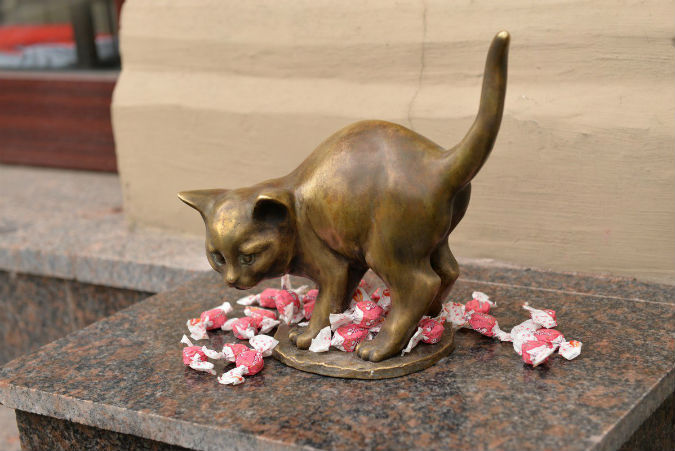 Памятник котенку Фунтику в Санкт-Петербурге