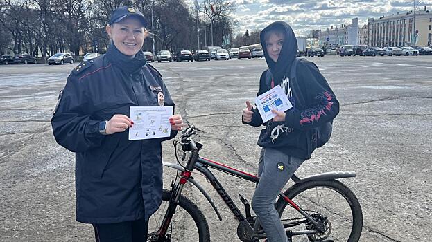 Как правильно ездить на велосипедах, разъясняли вологодские госавтоинспектора
