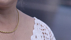 После смерти сына Рязанову приютили чужие люди