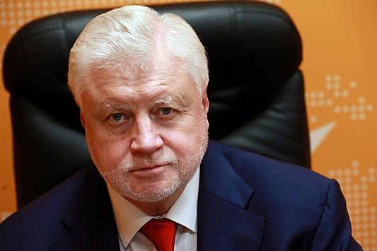 Миронов призвал приостановить членство России в ВОЗ