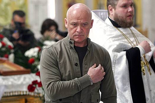 «Меня убьют!» Зеленский лишил гражданства мэра Одессы Труханова. Кто еще из украинской элиты рискует попасть под чистки?