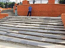 «Можно ноги поломать!» Белгородцы возмущены пешеходными дорожками в городе