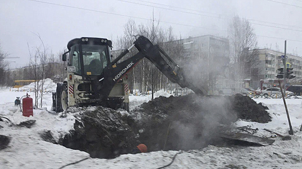 Трапезников взял на контроль ситуацию с коммунальными авариями в Тарко-Сале