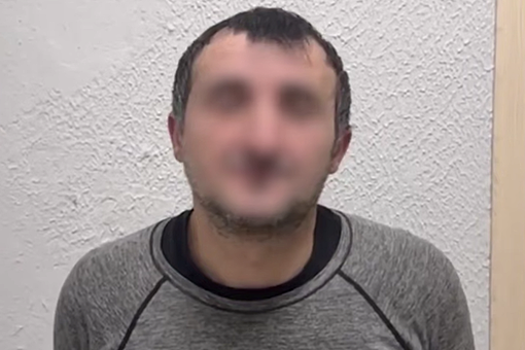 Пассажир московского метро задержал грабителя с похищенным телефоном