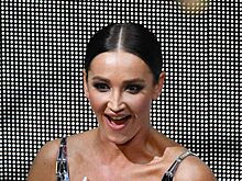 Без голоса, но в эфире: как Клава Кока, Бузова и другие певицы оказались на сцене