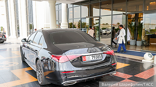 NYT: Встреча России, США и Украины в Абу-Даби отложена