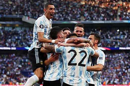 Сборная Аргентины без Месси крупно обыграла Сальвадор