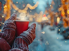 В Омске установили самый большой в Сибири "душевный" самовар