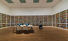Галерея Тейт приобрела инсталляцию Йинки Шонибаре «Британская библиотека»