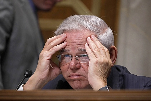 В США сенатора-русофоба судят за коррупцию