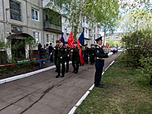 Оркестры во дворе: как бойцы поздравляют ветеранов ВОВ с 80-летием Победы