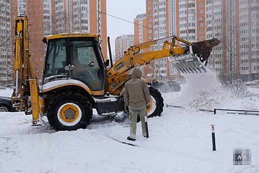 Ни пройти, ни проехать. Последствия снегопада в Подмосковье — фоторепортаж