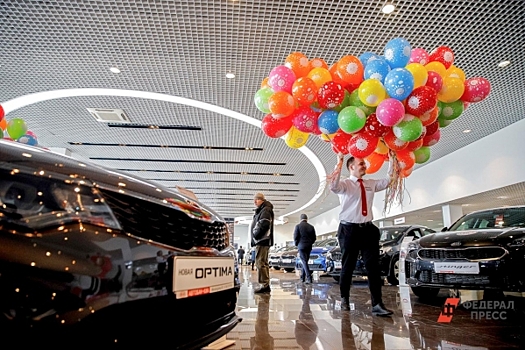 В России скупают легковые автомобили: «Лучшее время для покупки – сейчас»