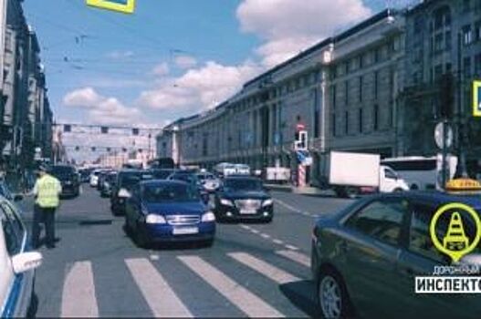 Петербургский подросток купил аккаунт каршеринга и попал в ДТП