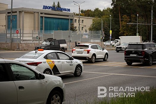 Конституционный совет РТ не нашел нарушений в законе о цвете такси